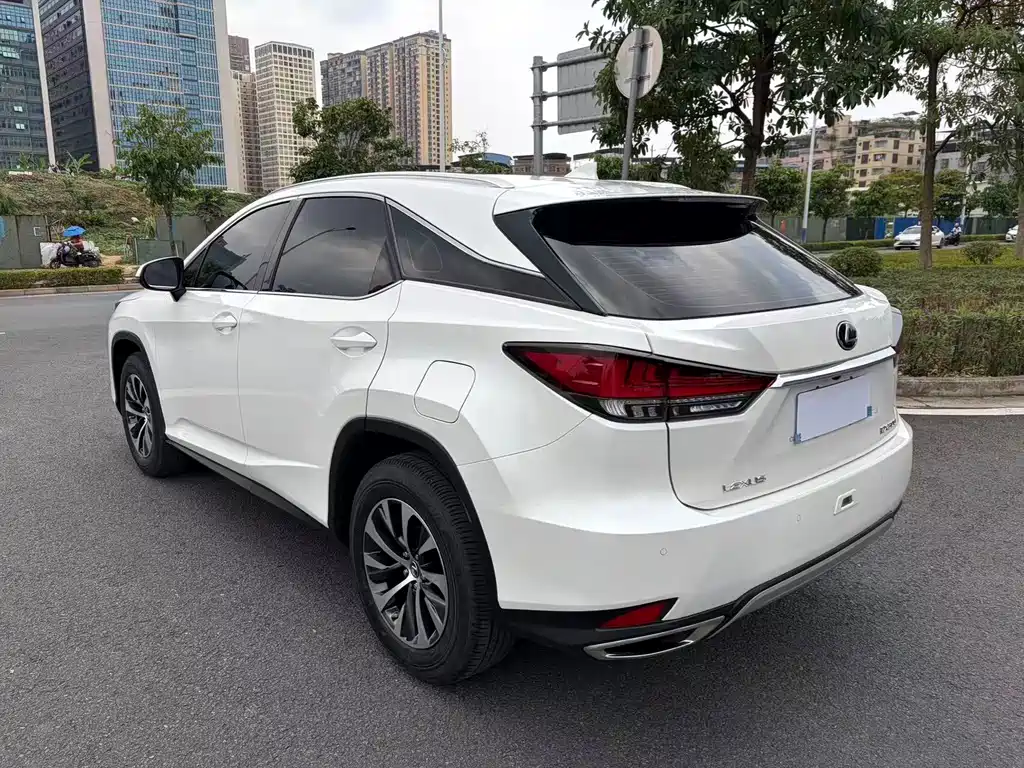 Lexus RX 300 FWD Elite Edition 2020 Facelift
