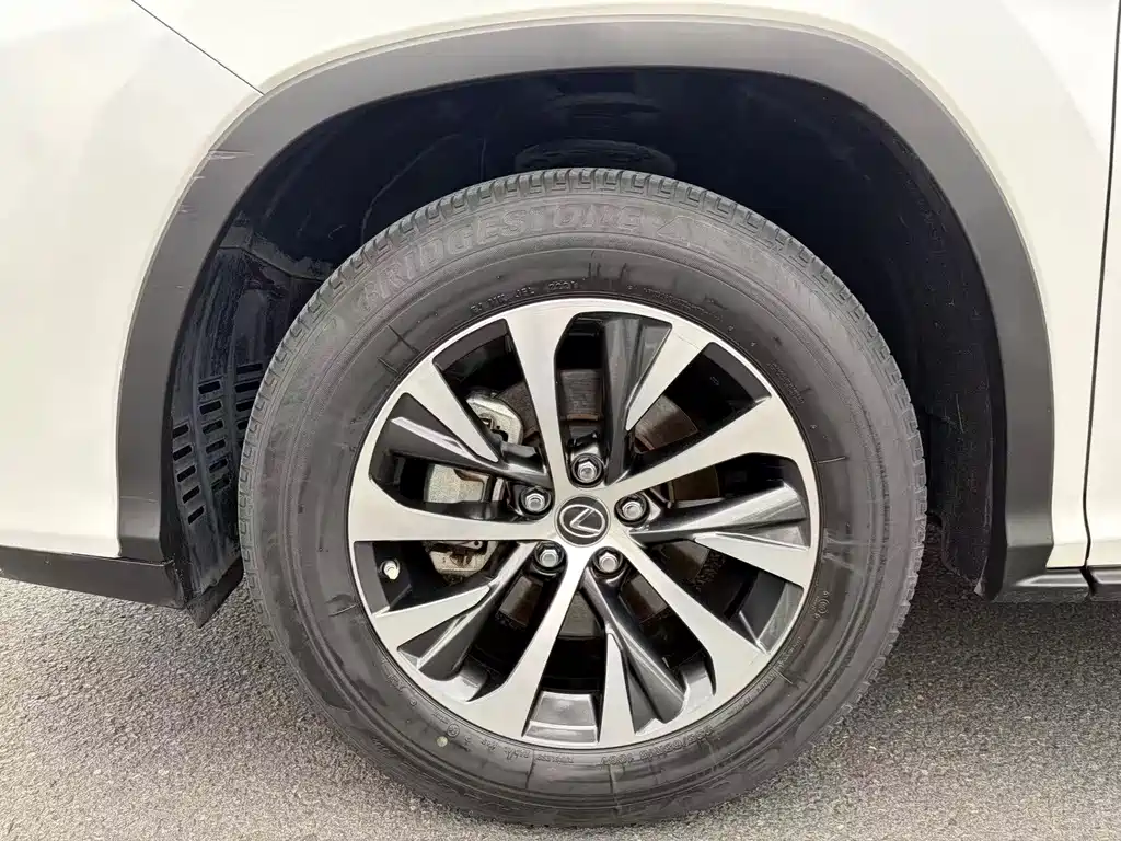 Lexus RX 300 FWD Elite Edition 2020 Facelift