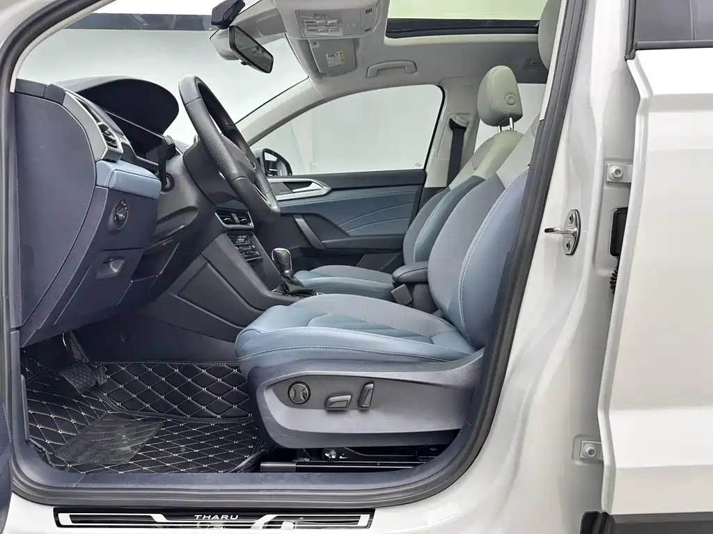 Volkswagen Tharu 2023 300TSI 2WD Moonlight Edition