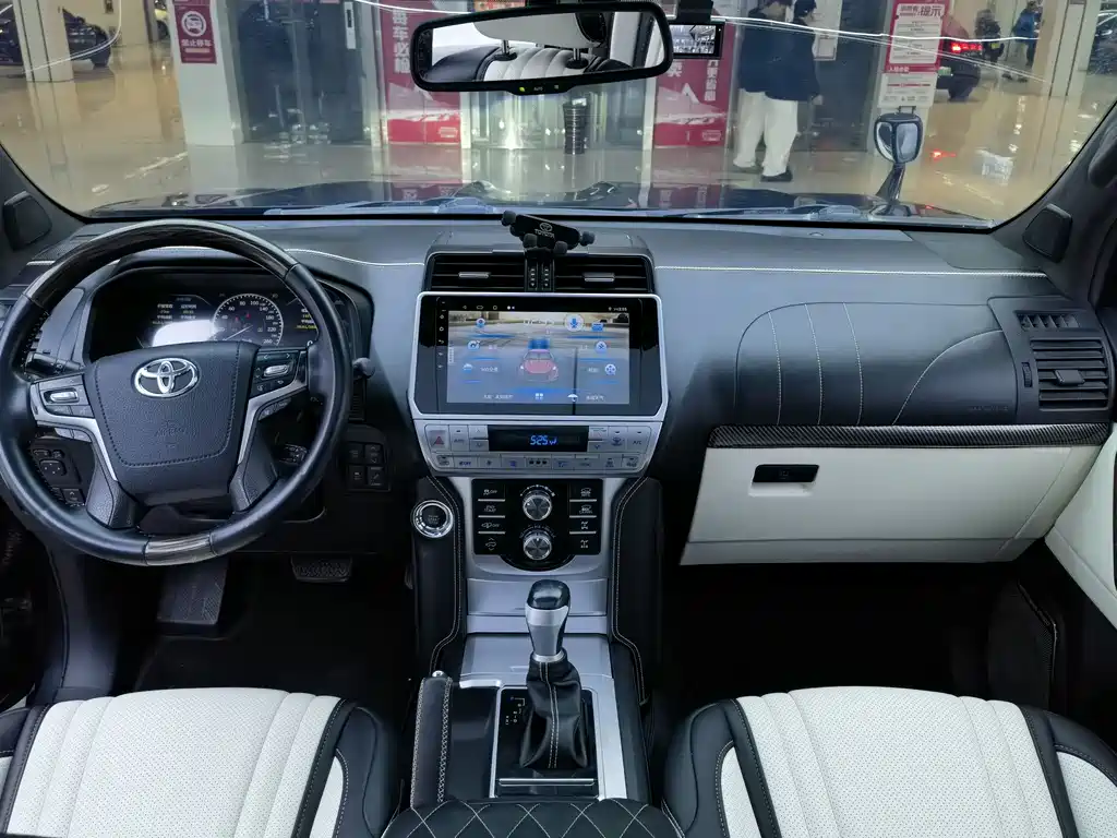 Prado 2010 4.0L Automatic VX