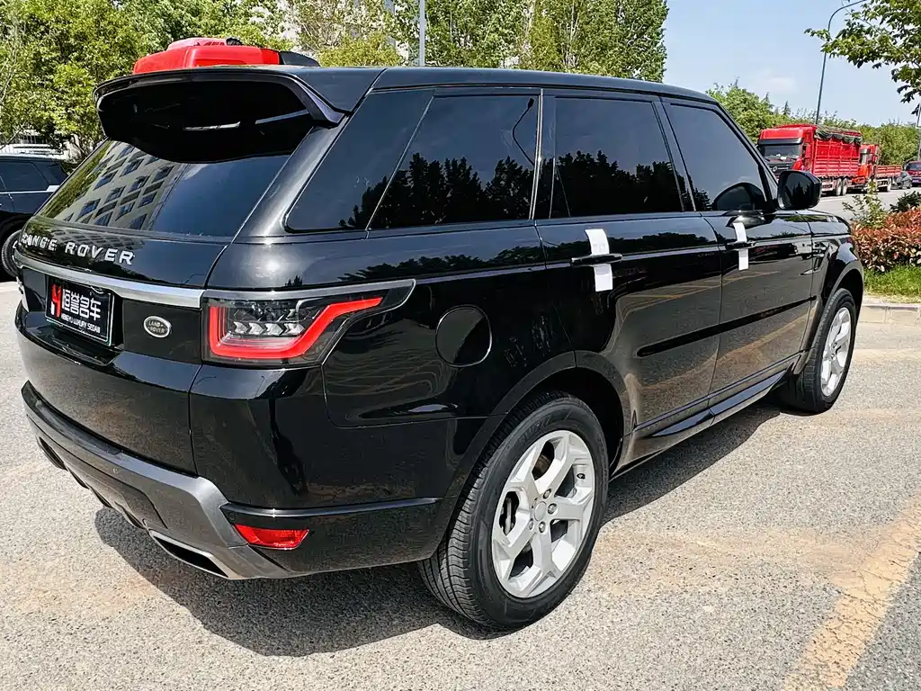 Range Rover Sport P400e 2018