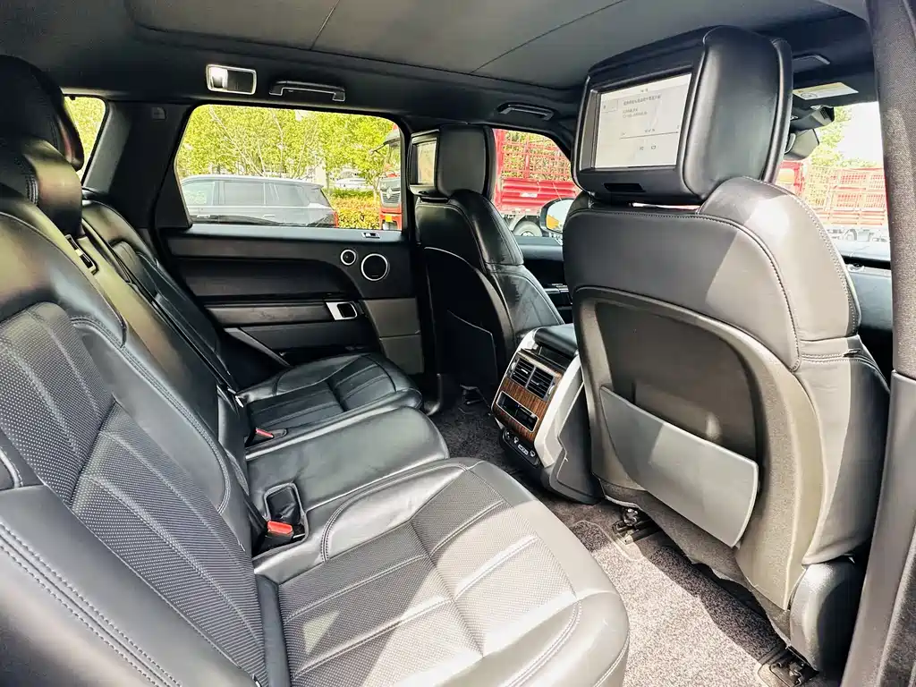 Range Rover Sport P400e 2018