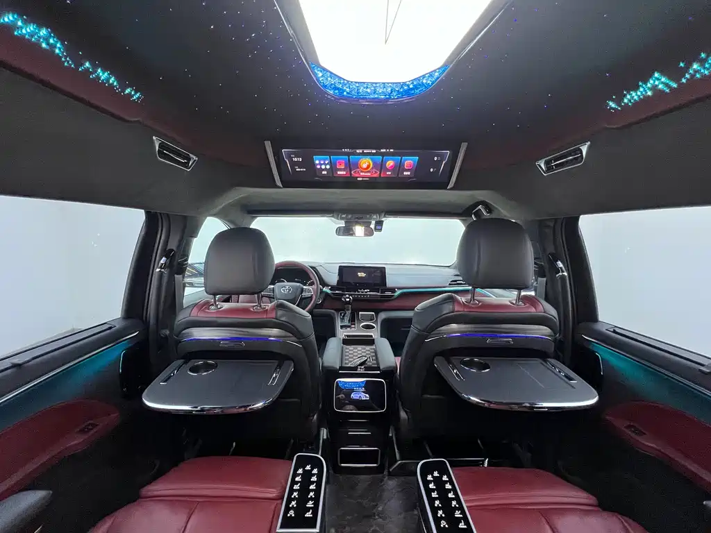 Toyota Sienna 2024 2.5L Hybrid Premium Edition