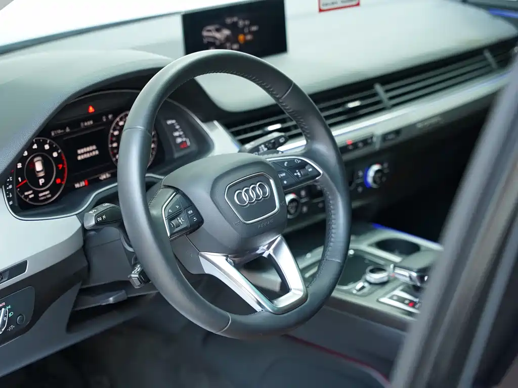 Audi Q7 2019 55 TFSI Technology Edition