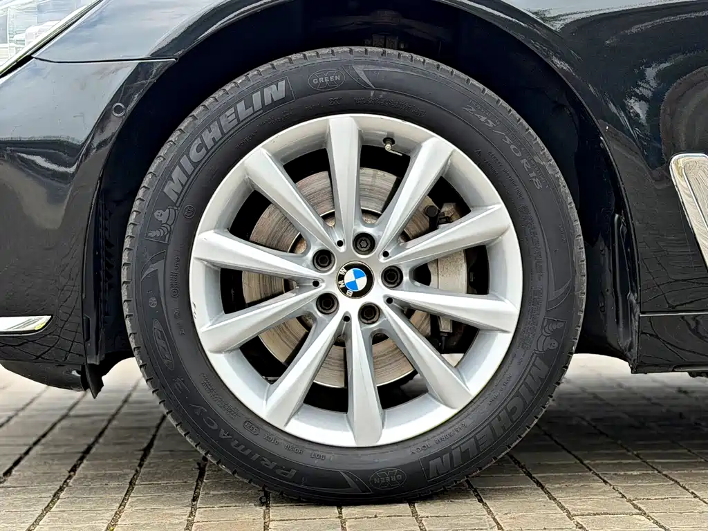 BMW 7 Series 2016 730Li Luxury