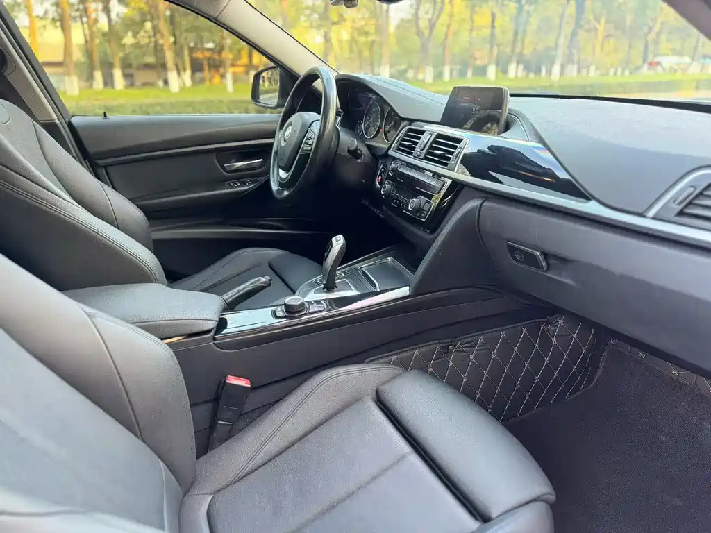 BMW 3 Series 2018 320Li Fashion Edition