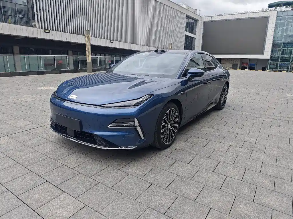 Geely Galaxy Xingyao 8 2025 130km EM-P Starship Edition