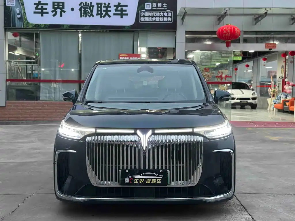 Voyah Dreamer 2025 PHEV AWD Flagship Kunpeng Edition