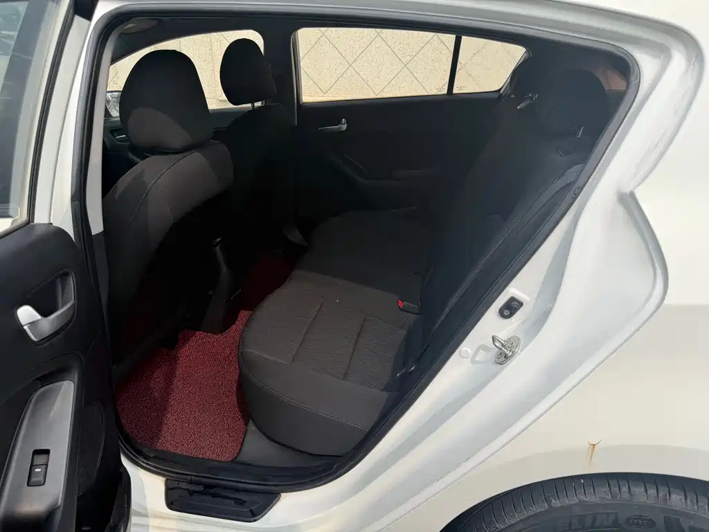 Kia K3S 2014 1.6L Automatic GL