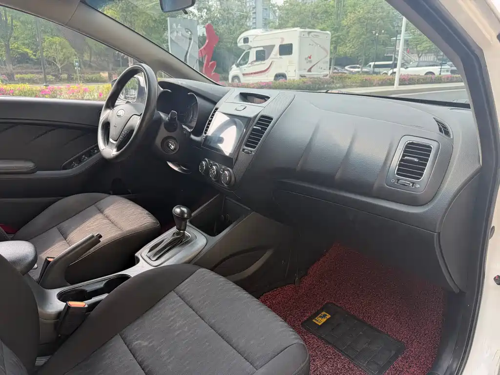 Kia K3S 2014 1.6L Automatic GL