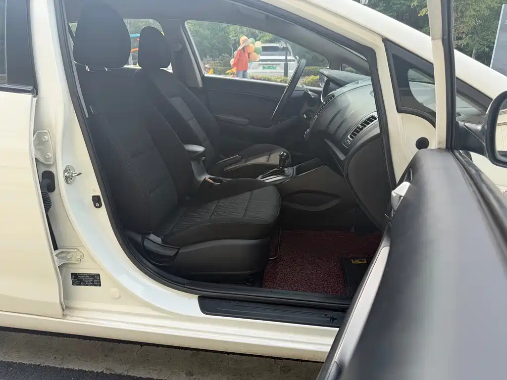 Kia K3S 2014 1.6L Automatic GL