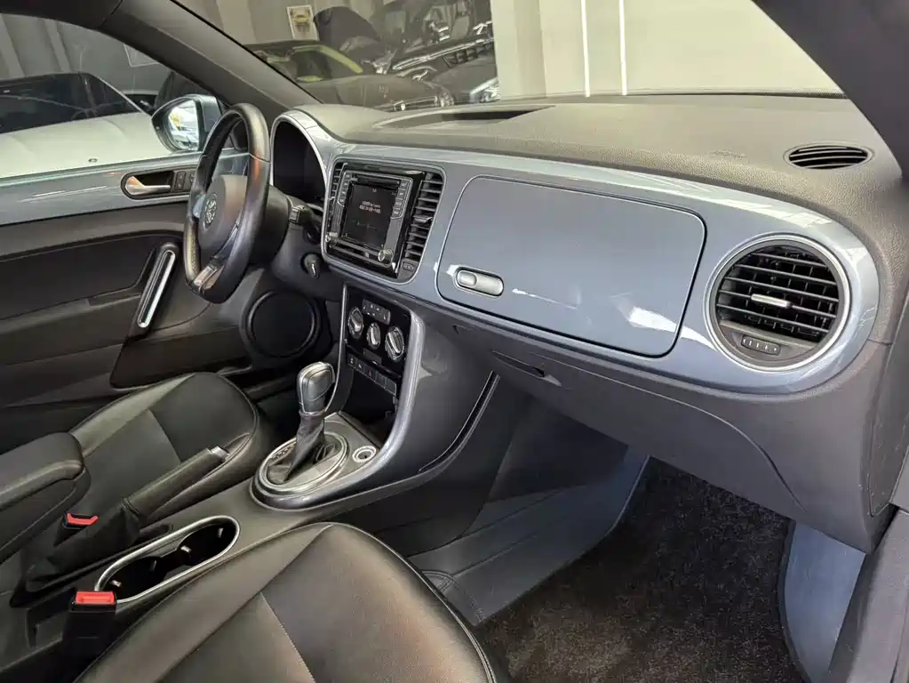 Volkswagen Beetle 2018 180TSI Shang Le