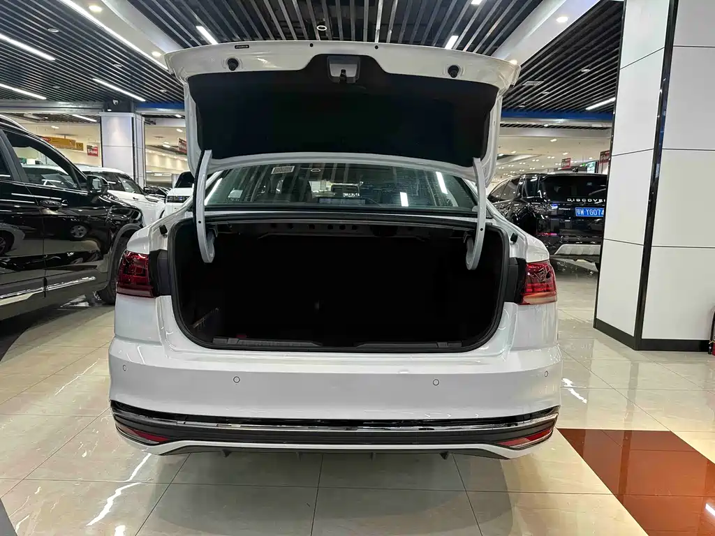 Bora 2023 200TSI DSG Yuexing PRO Edition