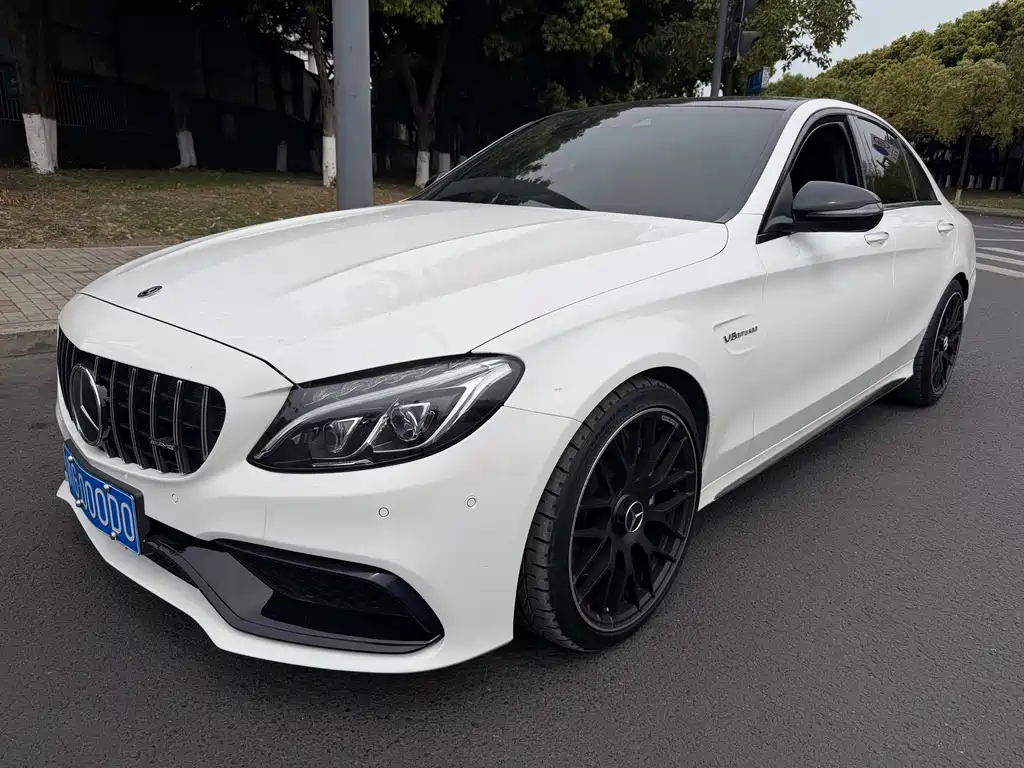 Mercedes-AMG C 63