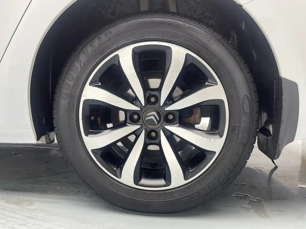 Citroën C4 2018 1.6L Automatic Luxury