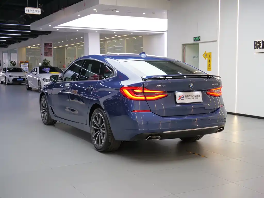BMW 6 Series GT 2021 630i Luxury Design Package