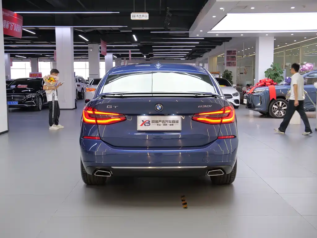 BMW 6 Series GT 2021 630i Luxury Design Package