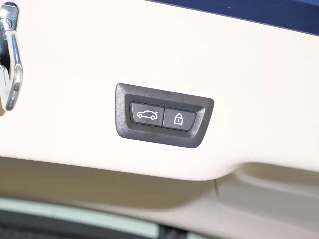 BMW 6 Series GT 2021 630i Luxury Design Package