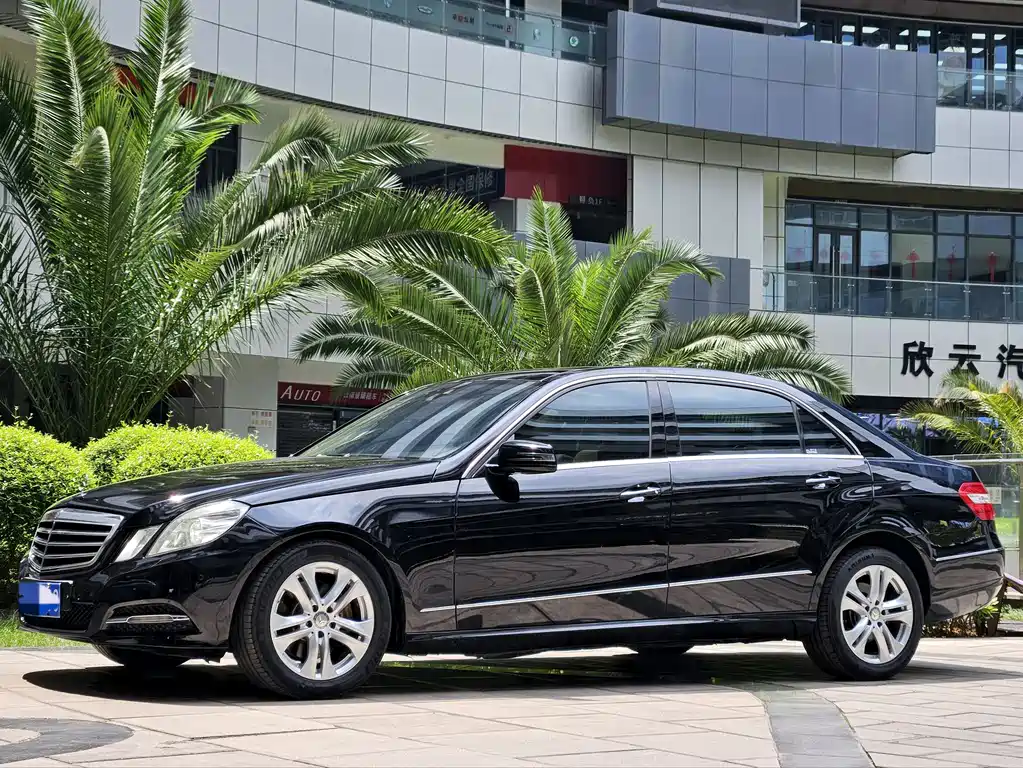 Mercedes-Benz E-Class 2011 E 300 L Fashion Luxury Edition