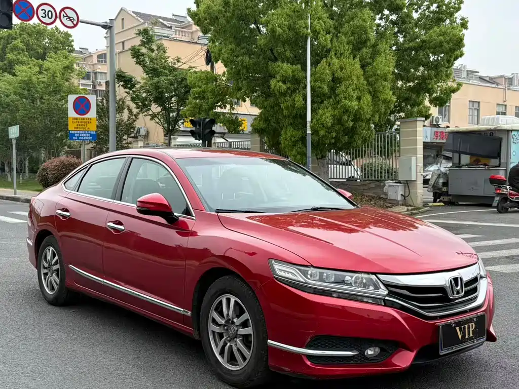 Honda Spirior 2015 2.0L Prestige Edition