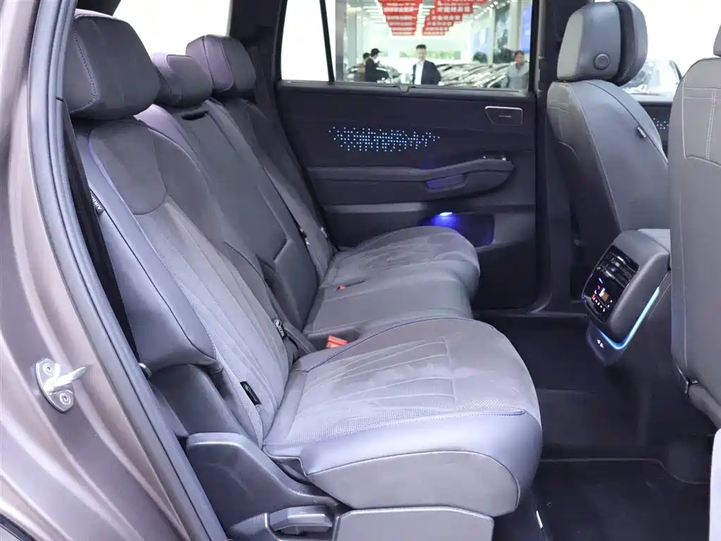 Volkswagen Teramont 2025 Teramont Pro 450TSI AWD Dengfeng Edition
