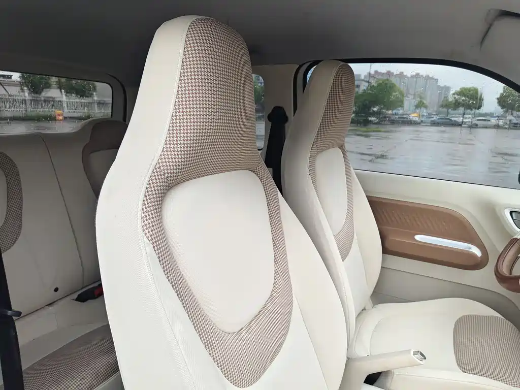 Hongguang MINIEV 2024 Third Generation 215km Advanced Edition