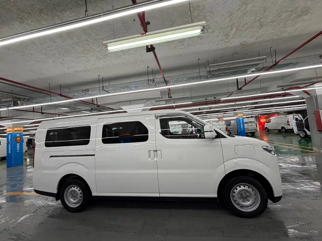 Ruichi New Energy EC75 2025 Passenger Smart Fast Charging Edition Pioneer Type I 52.16kWh