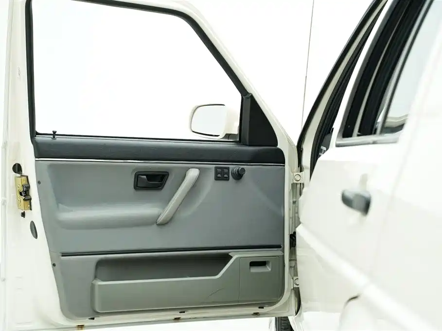 Jetta 2010 1.6L Partner