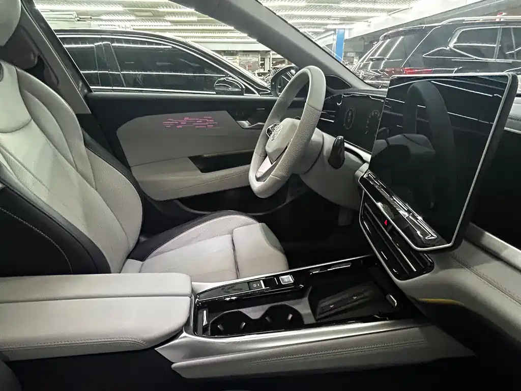 Passat 2025 Pro 380TSI Starry Sky Longzun Edition