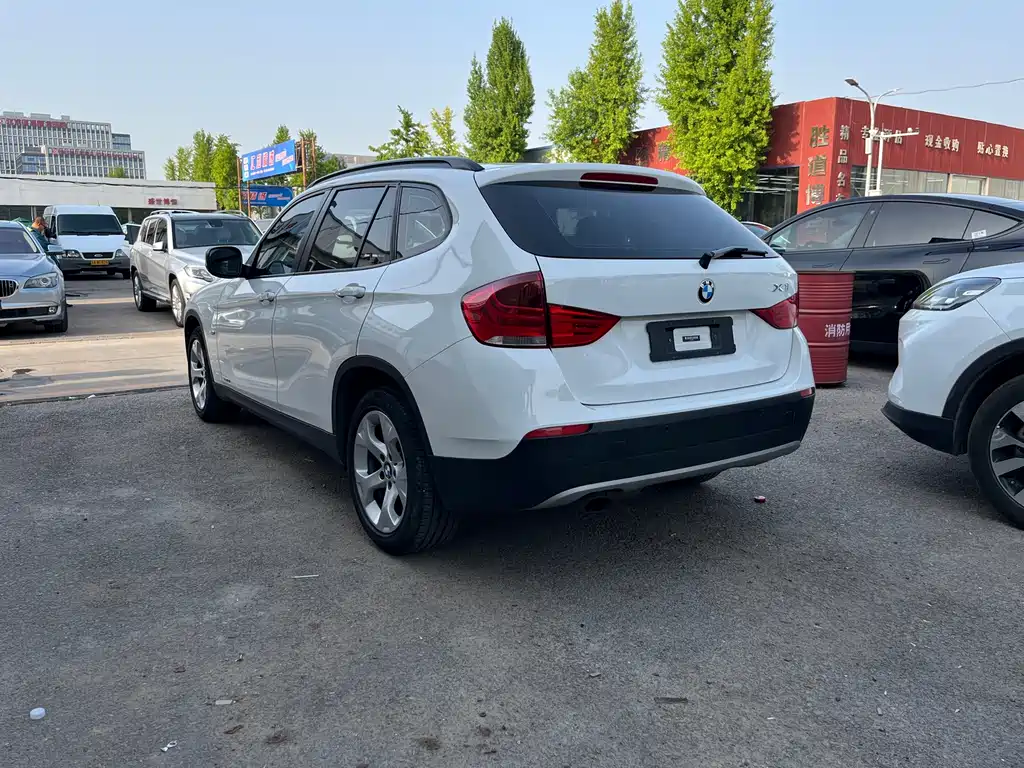 BMW X1 2012 sDrive18i Fashion Edition