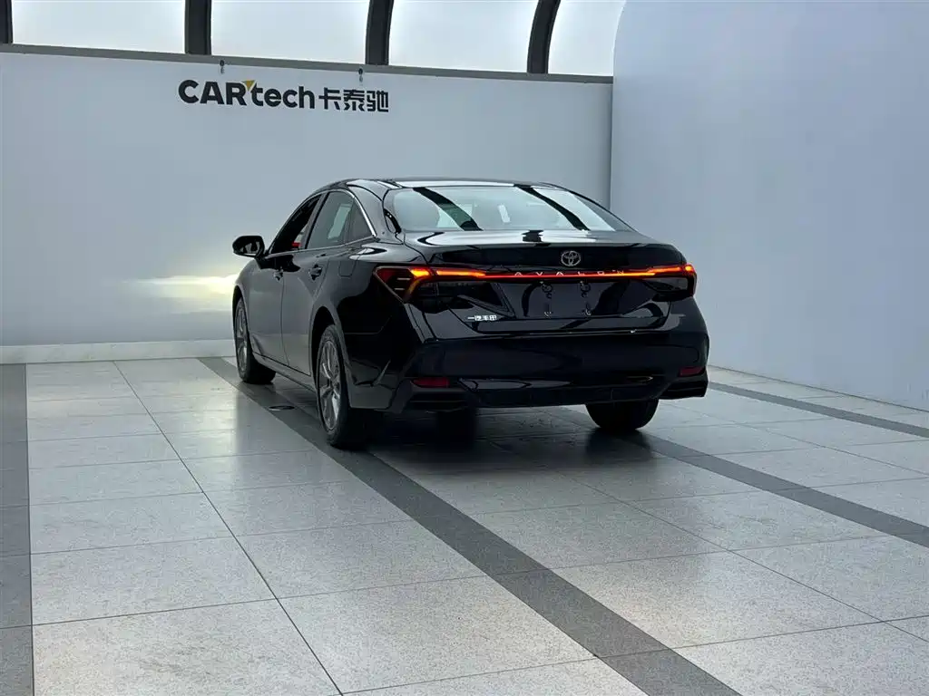 Toyota Avalon 2024 2.0L Entry