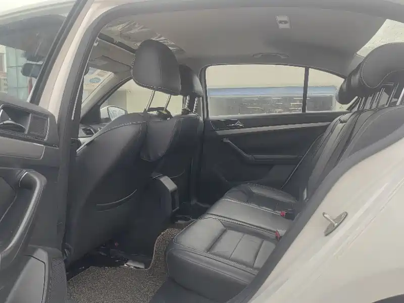 Lavida 2015 230TSI DSG Comfort Edition