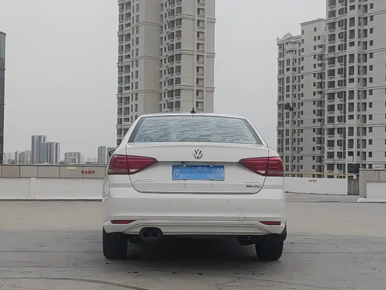 Lavida 2015 230TSI DSG Comfort Edition