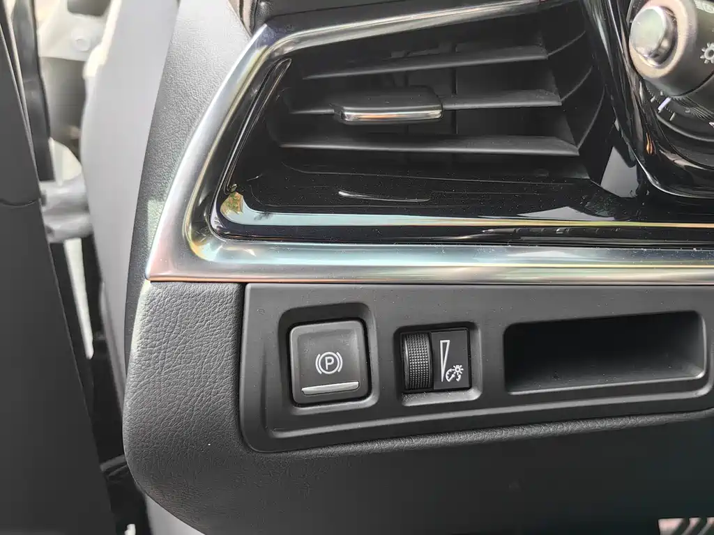 Cadillac XT6 2022 2.0T 7-Seater AWD Luxury