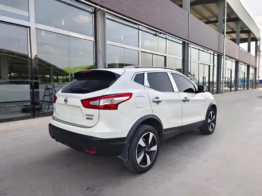 Nissan Qashqai 2017 2.0L CVT Luxury Edition China V