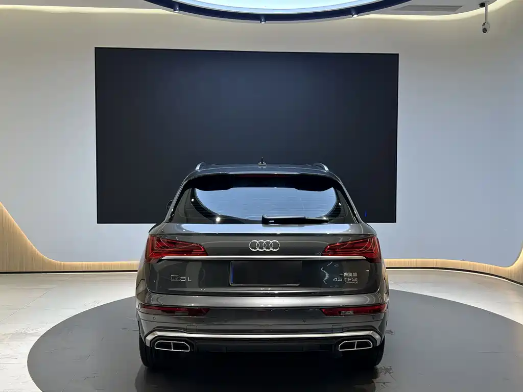 Audi Q5L 2022 45T Luxury Dynamic