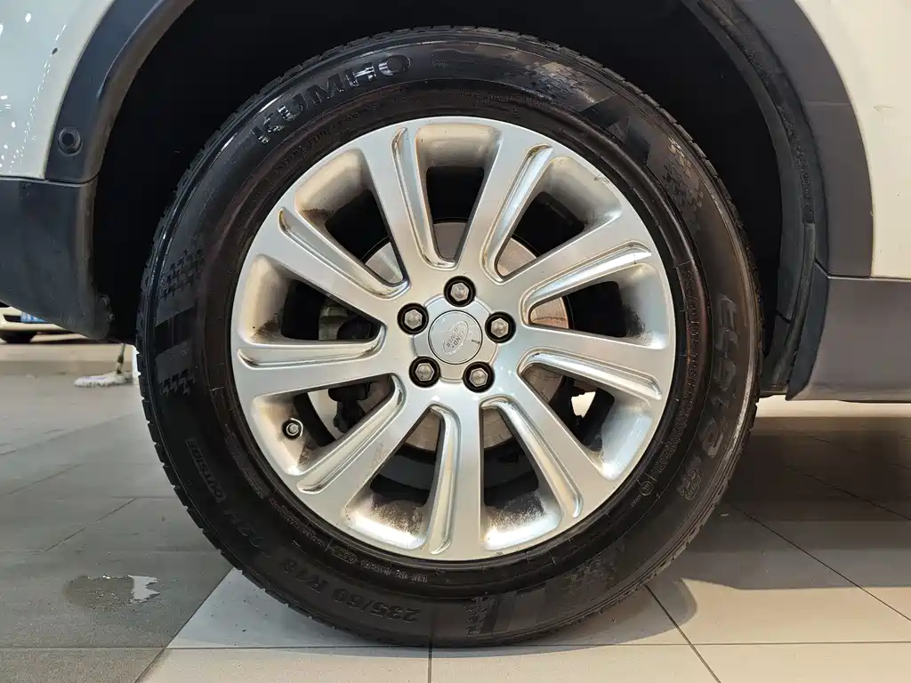 Land Rover Discovery Sport 2019 240PS SE