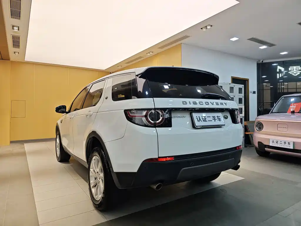 Land Rover Discovery Sport 2019 240PS SE