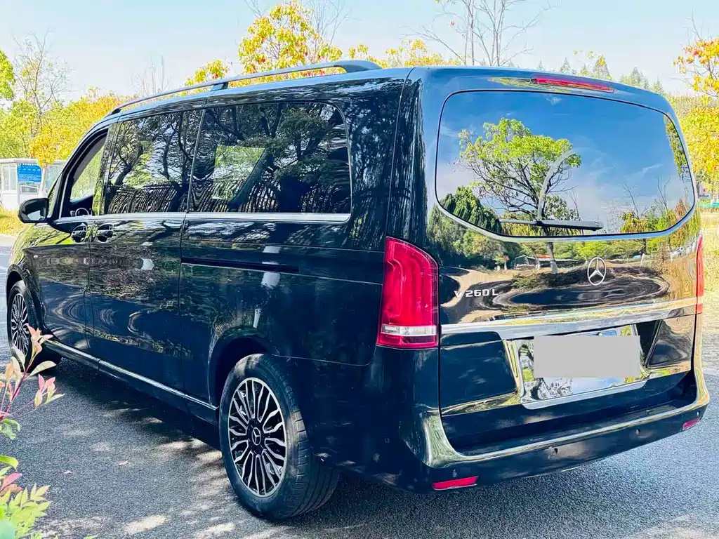 Mercedes-Benz V-Class 2017 V 260 L Exclusive Long Wheelbase