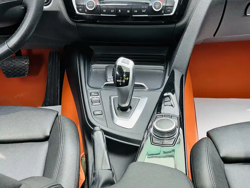 BMW 3 Series GT 2019 320i Fashion Edition