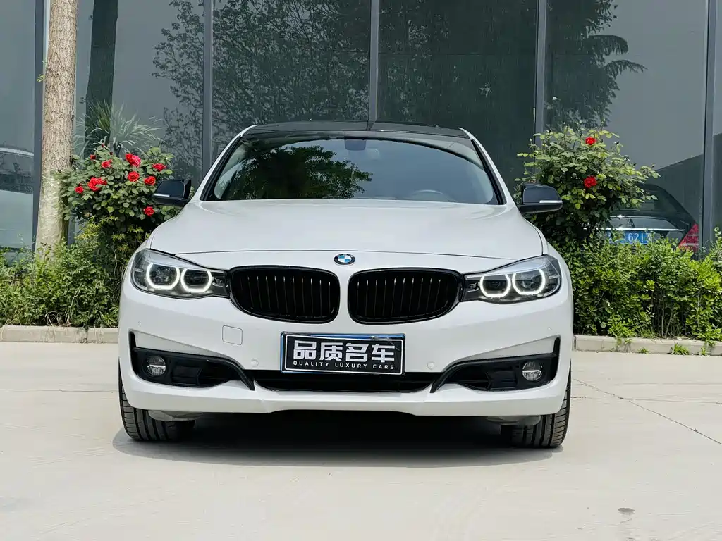 BMW 3 Series GT 2019 320i Fashion Edition