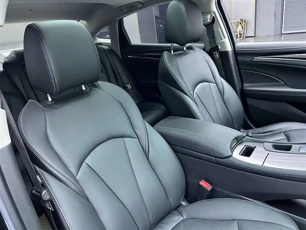 2022 Buick LaCrosse 652T Luxury