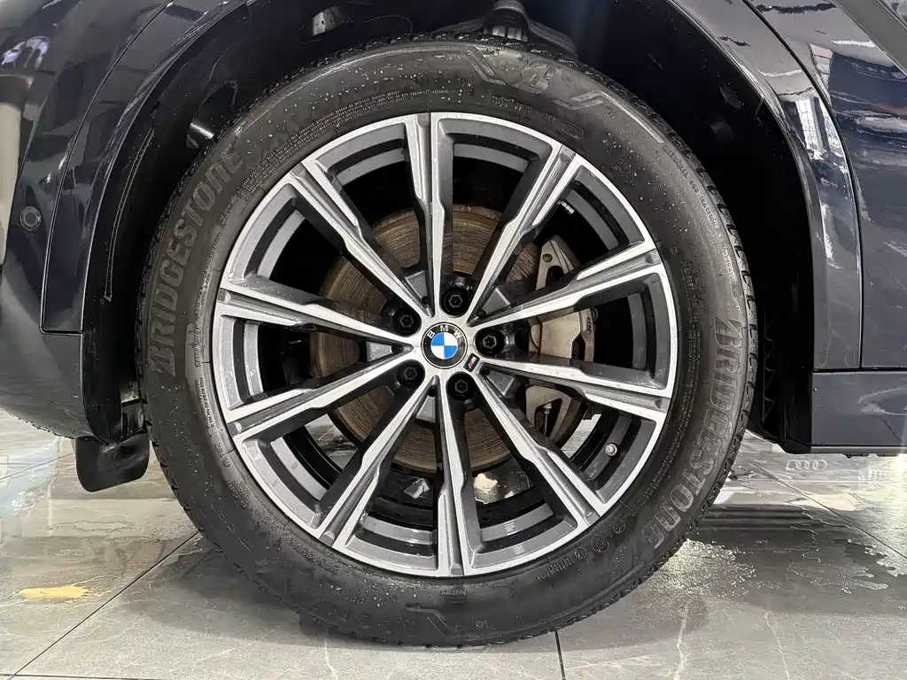 BMW X6 2022 xDrive40i M Sport Package