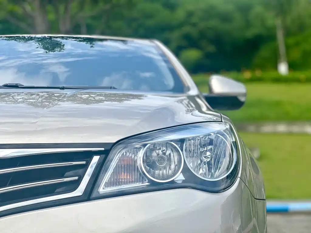 Roewe 350 2015 1.5L Manual Luxury Sunroof Edition