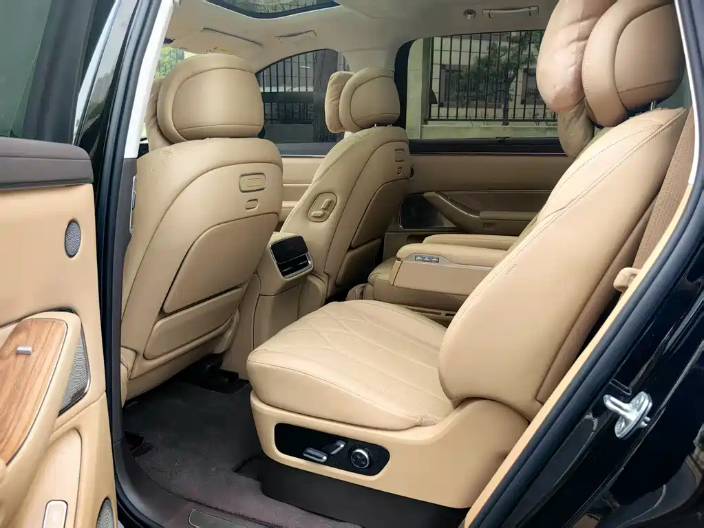 AITO M8 2025 EREV Ultra 53.4kWh 6-Seater 192-Line LiDAR