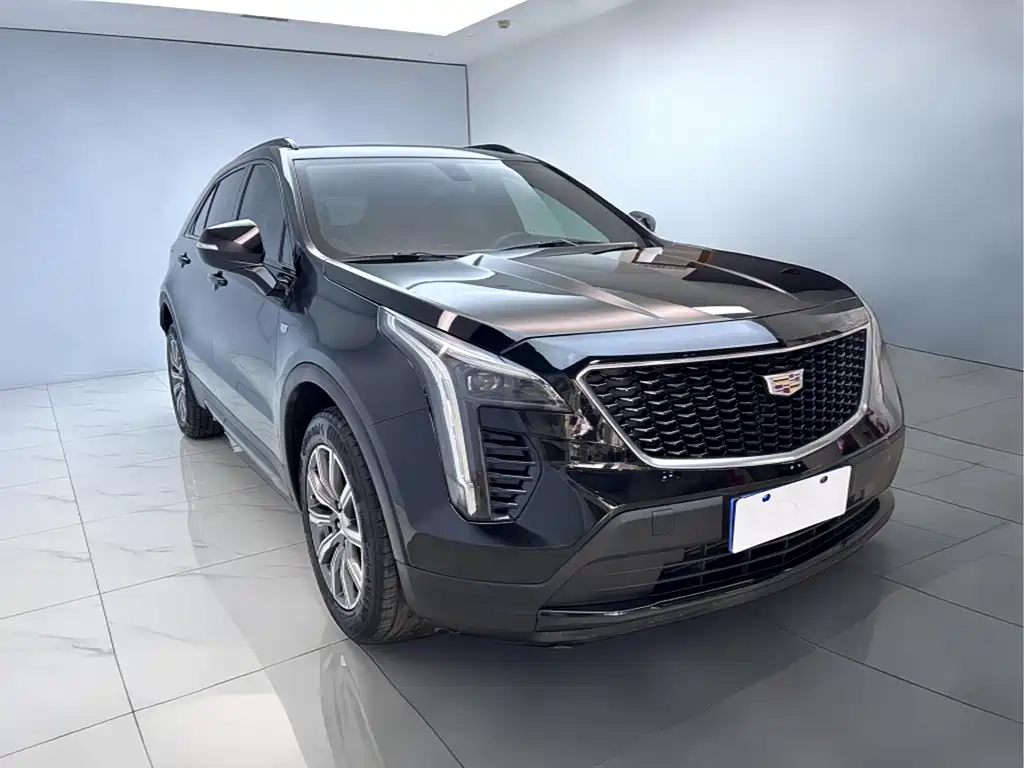 Cadillac XT4 2018 28T Luxury Sport FWD