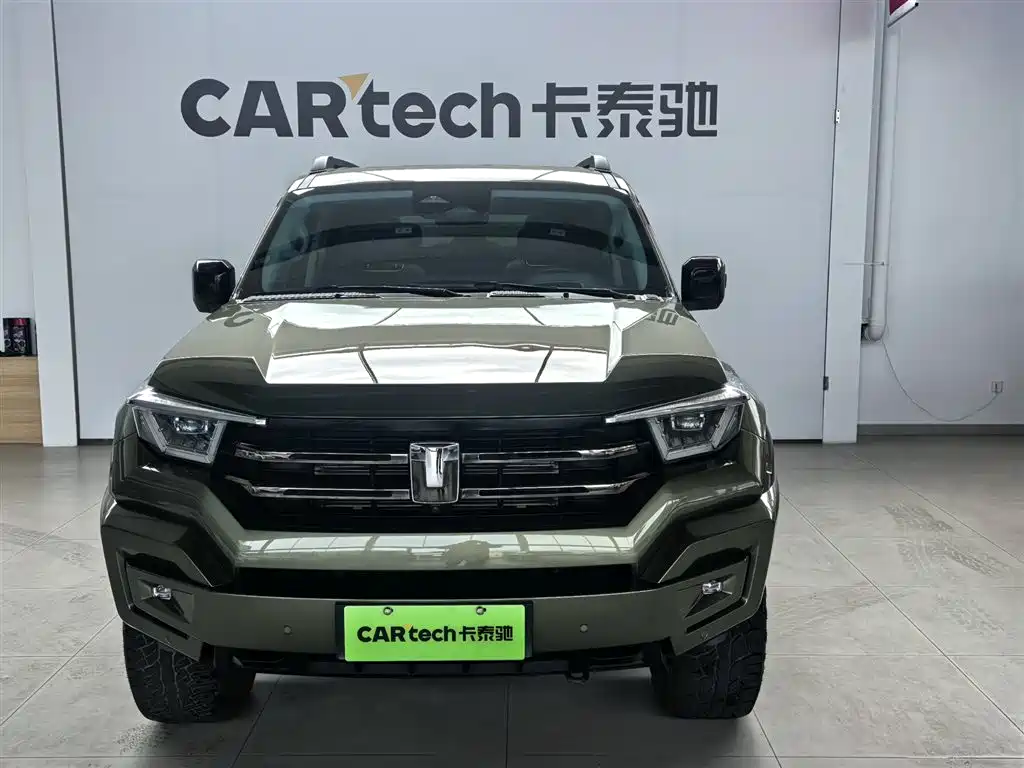 Tank 400 Hi4-T Off-Road Edition 2024
