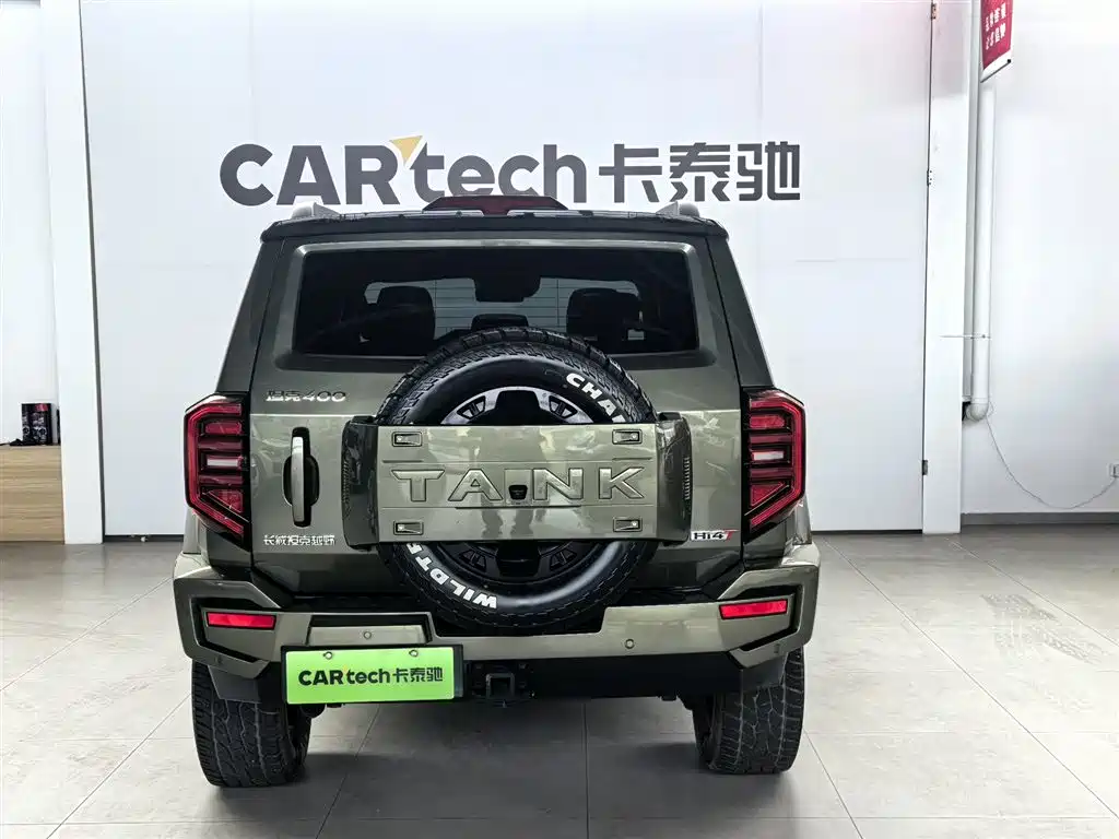 Tank 400 Hi4-T Off-Road Edition 2024