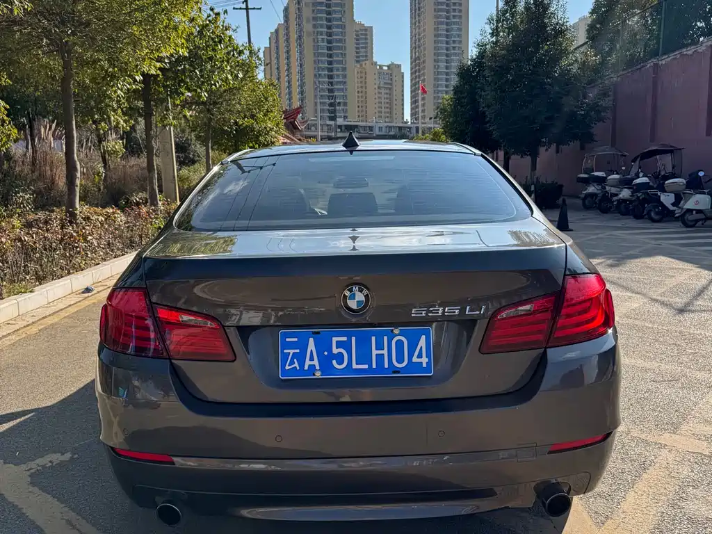BMW 5 Series 2012 535Li Luxury