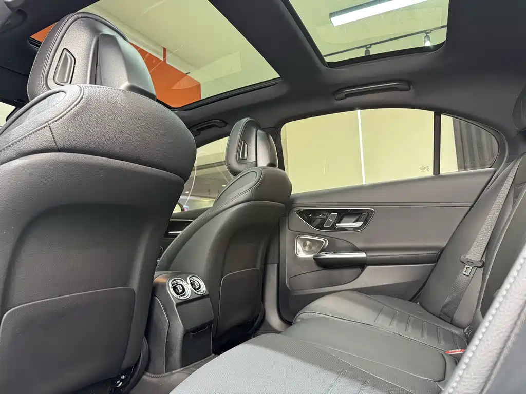 Mercedes-Benz C-Class 2024 Facelift C 260 L皓夜 Sport Edition